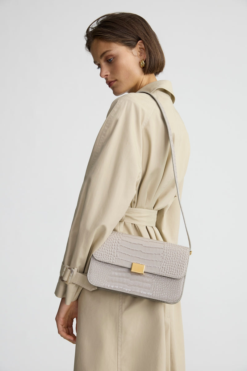 Classic shoulder clearance bag